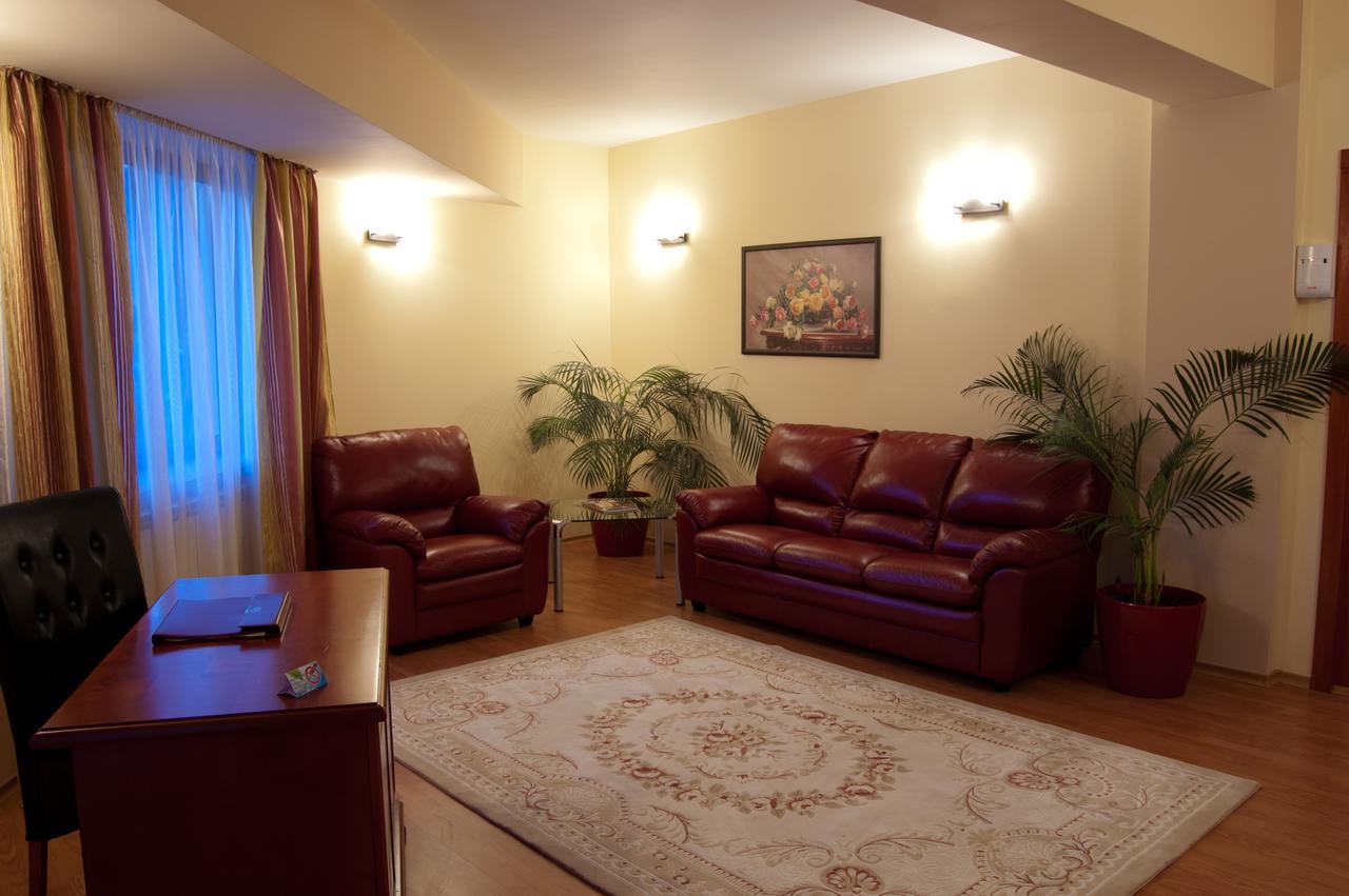 Hotel Nemira Slănic-Moldova Dış mekan fotoğraf
