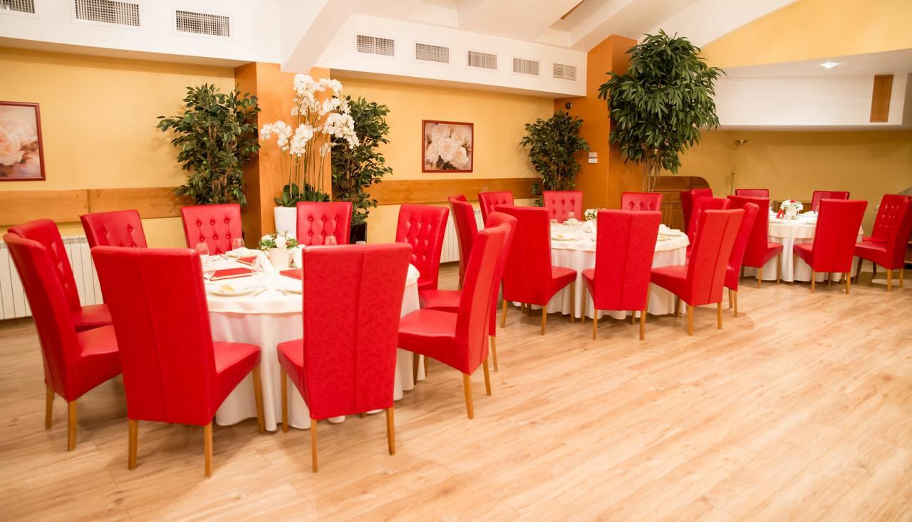 Hotel Nemira Slănic-Moldova Dış mekan fotoğraf